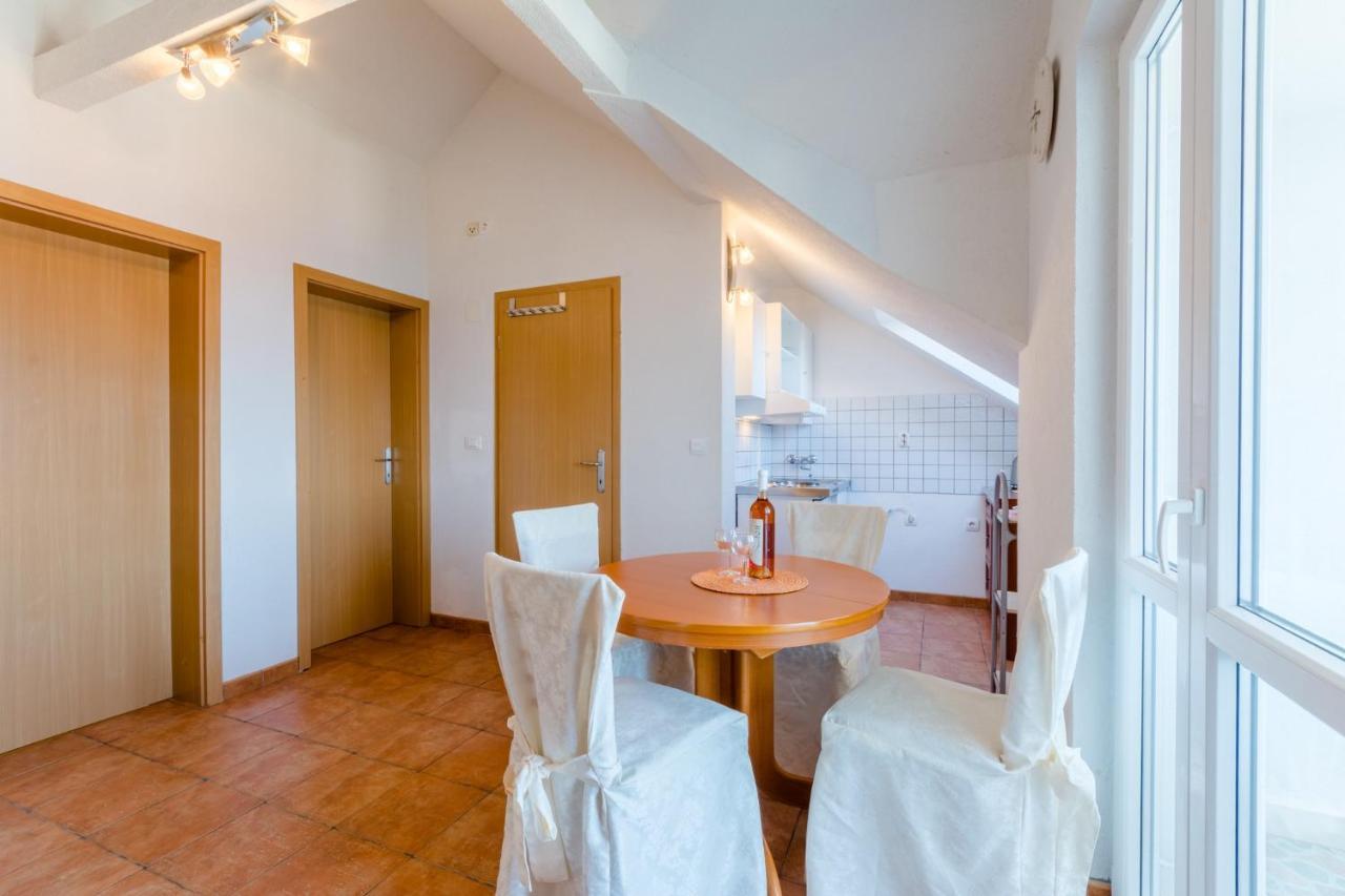 Villa Stella Splitska Extérieur photo
