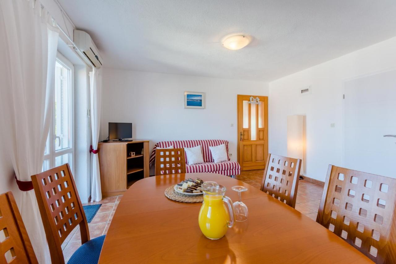 Villa Stella Splitska Extérieur photo